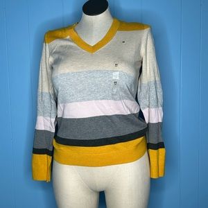 Tommy Hilfiger Sweater Size Medium NWT